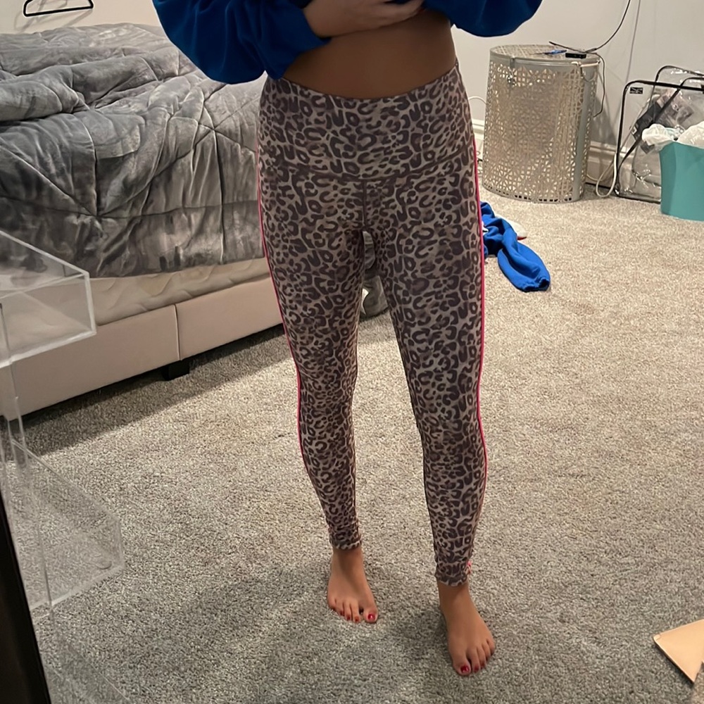 Wear It To Heart Leopard Print Leggings